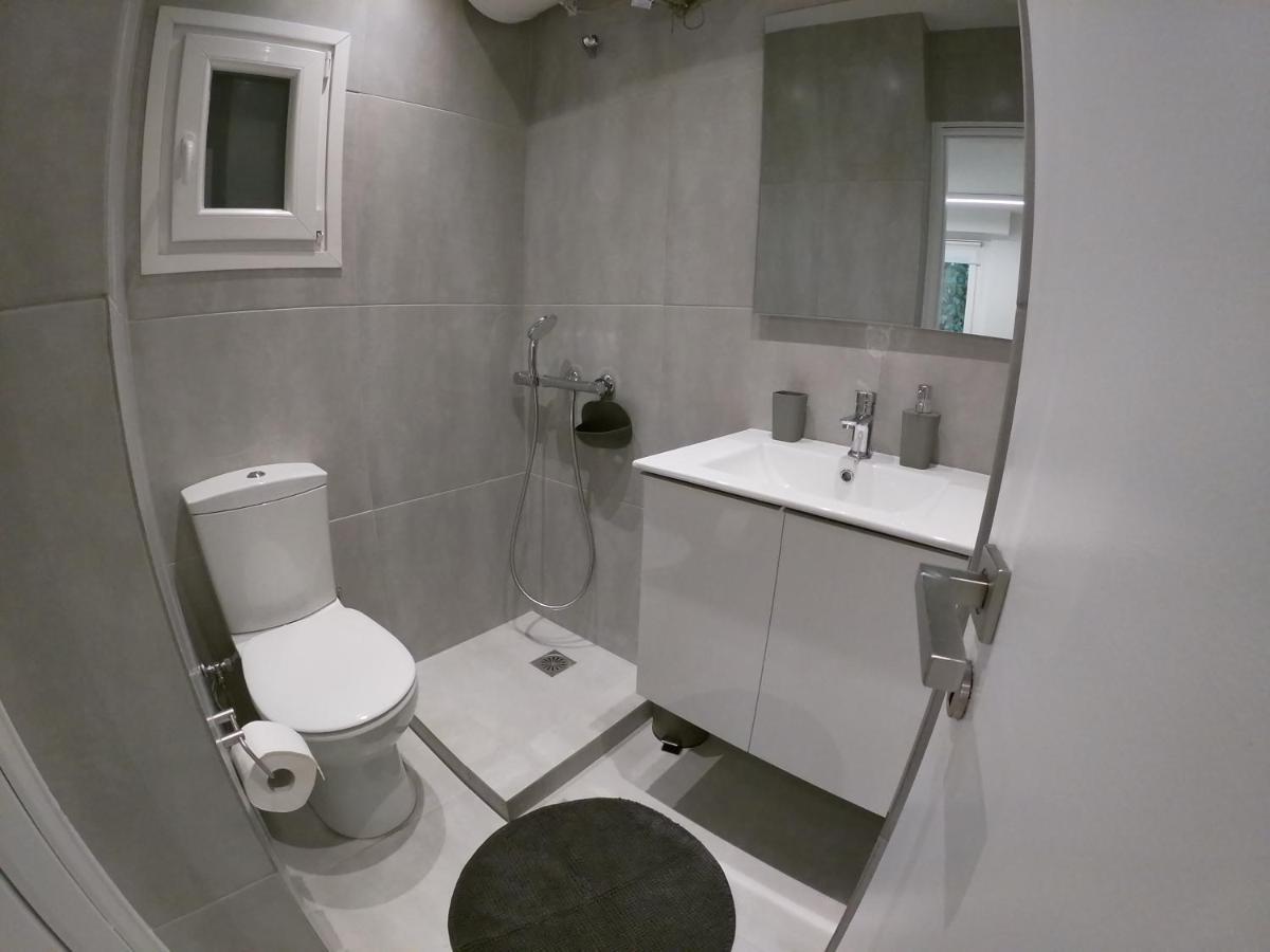 Renovated Apartment In Kifissia Center Near Metro G25 Atenas Exterior foto